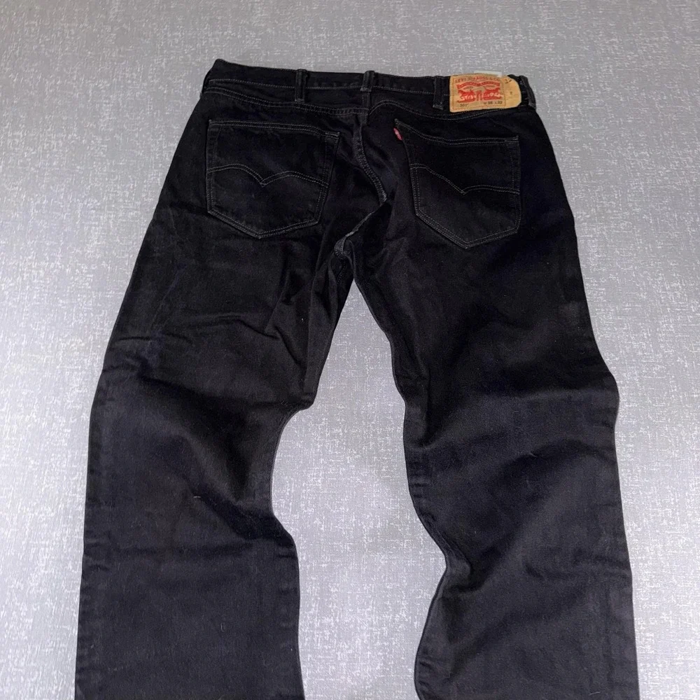 Levis pre owned